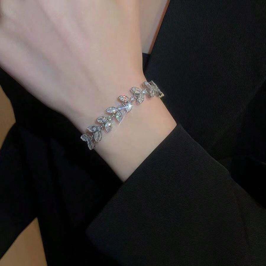 18K White Gold Plated Tennis Bracelet
