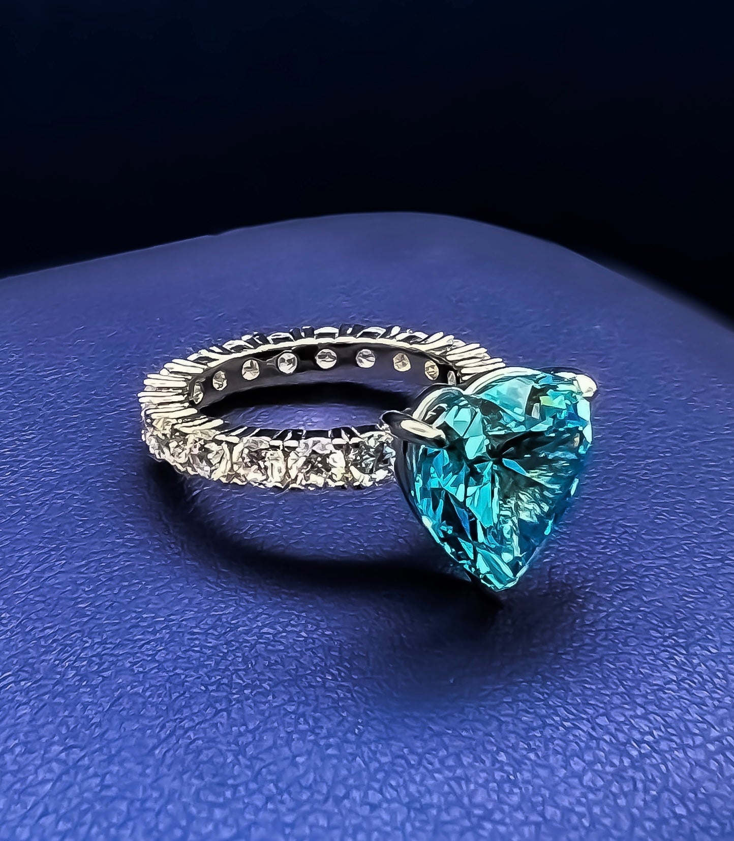 Delicate Heart Ring