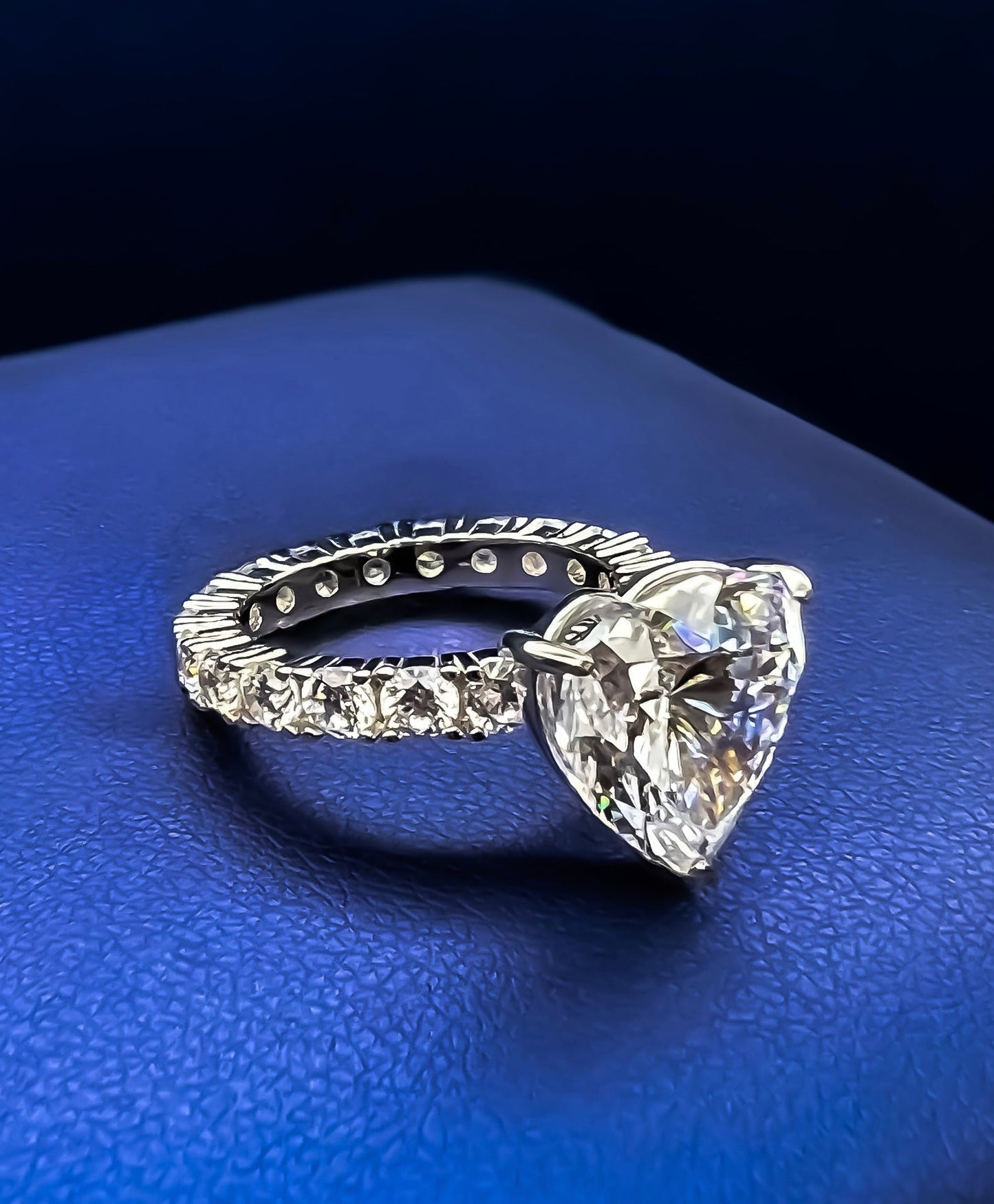 Delicate Heart Ring