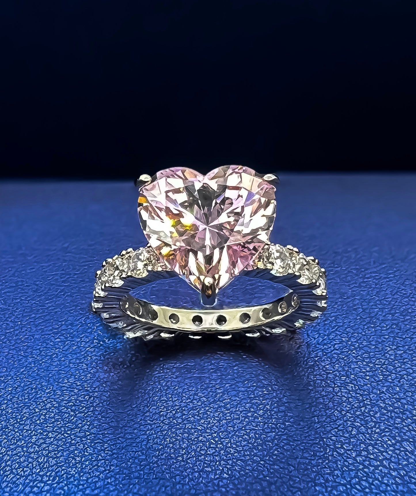 Delicate Heart Ring