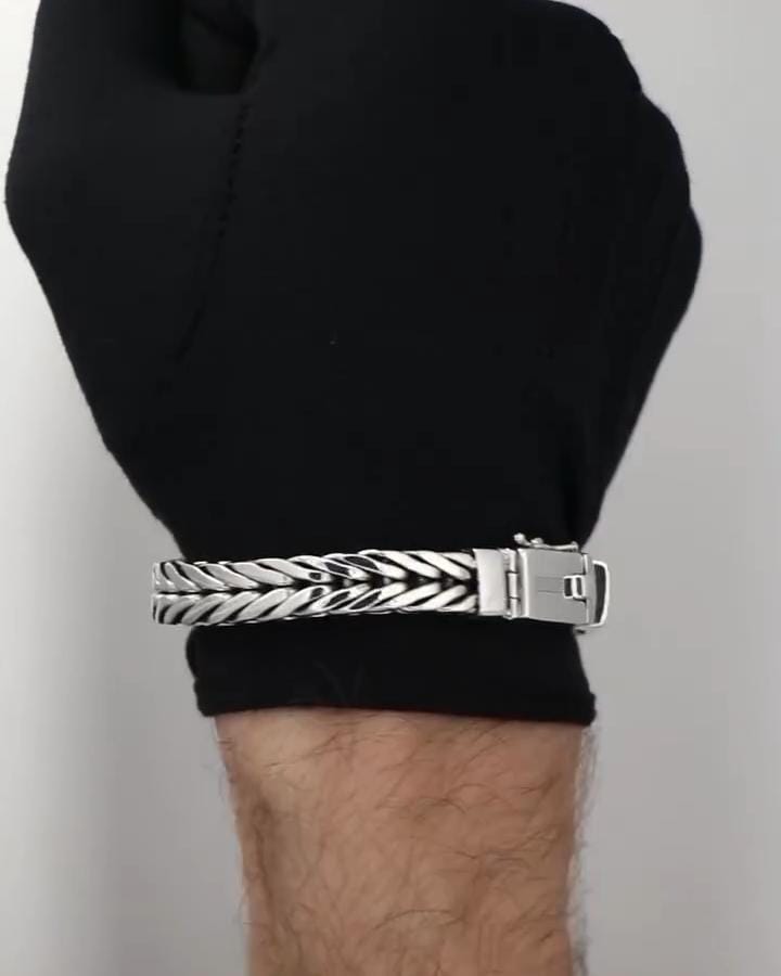 Men Metallic Bracelet White