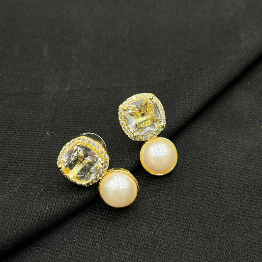 Gold Earrings (00)